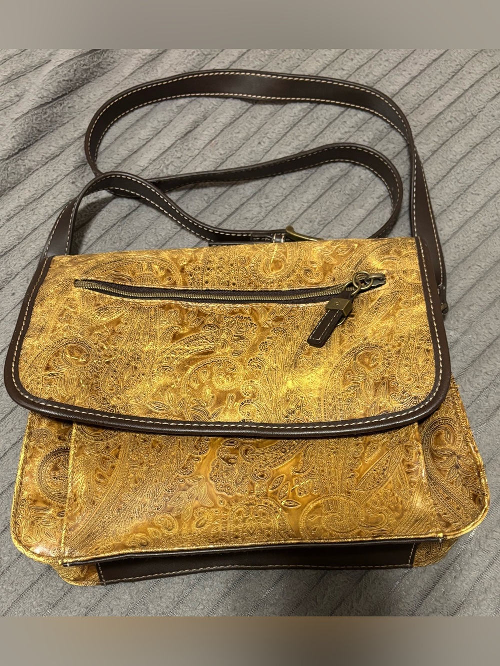 Fossil Gold Paisley Crossbody with Brown Trim